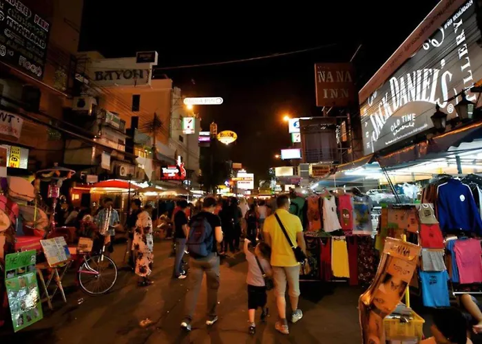 At Pranakorn - แอทพระนครข้าวสาร *